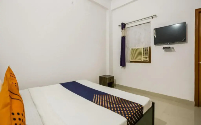 SPOT ON 74038 Shree Palace