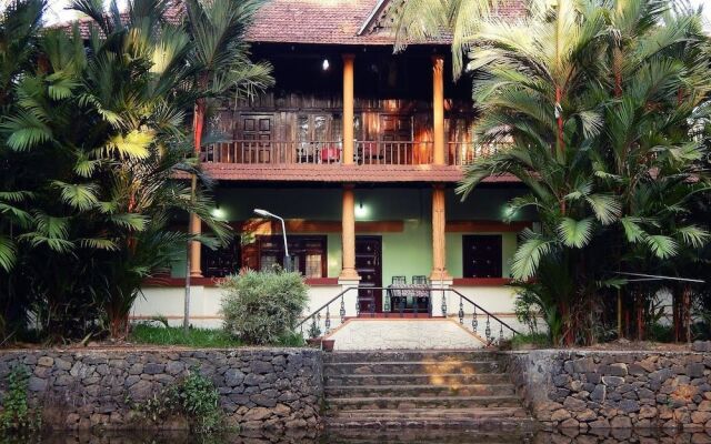 Backwater Retreat - Honeymoon House