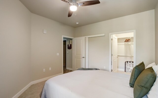 FRONTDESK Montreux Apts Northeast Phoenix