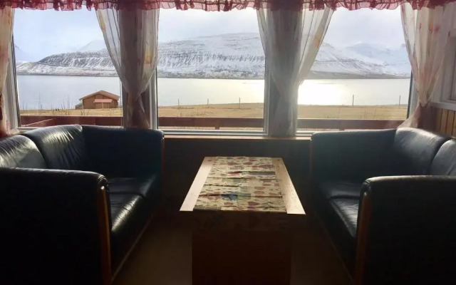 Gemlufall guesthouse