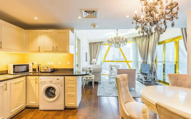 Luxury 2 Bed Home with Maid DIFC