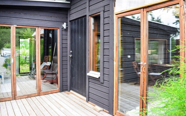 Stunning Home in Löttorp With Wifi