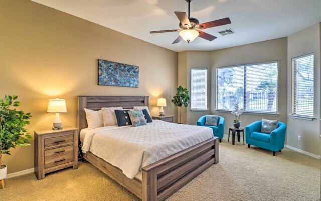 Pool & Putting Green: Goodyear Home on Golf Course