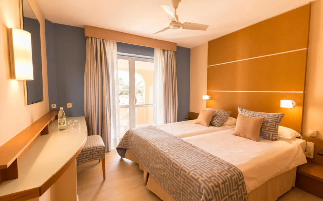 ROBINSON ESQUINZO PLAYA - All Inclusive