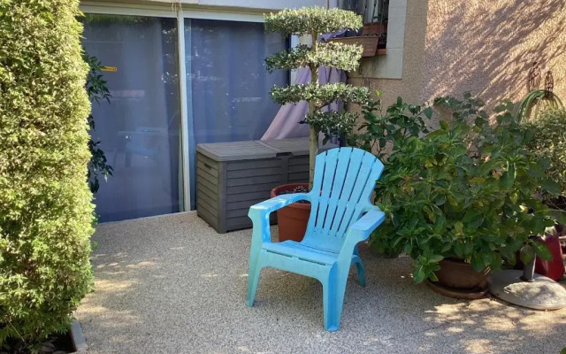 Studio en Provence avec piscine