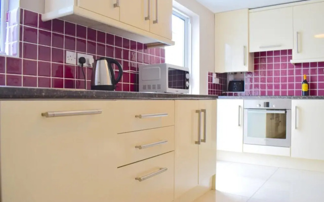 5 Bedroom House On Grand Canal