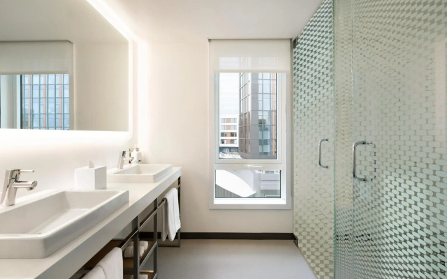 YOTEL Boston