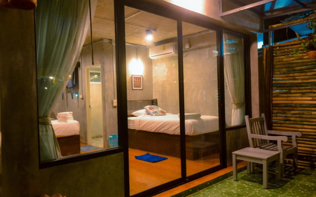 Baan Tubkaek Hotel