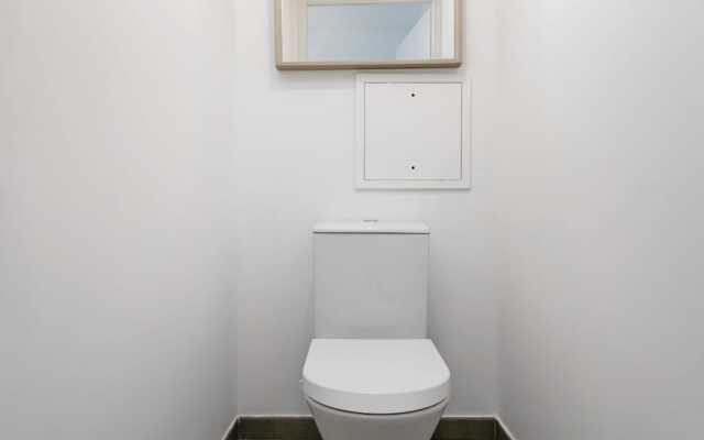 Accommodation with Parking near Paris