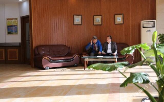 Zhongbei Hotel (Datong Ancient City)