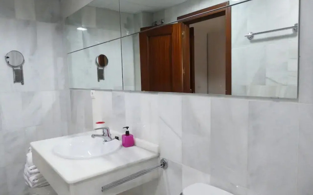 Apartamentos Catedral Plaza 3000