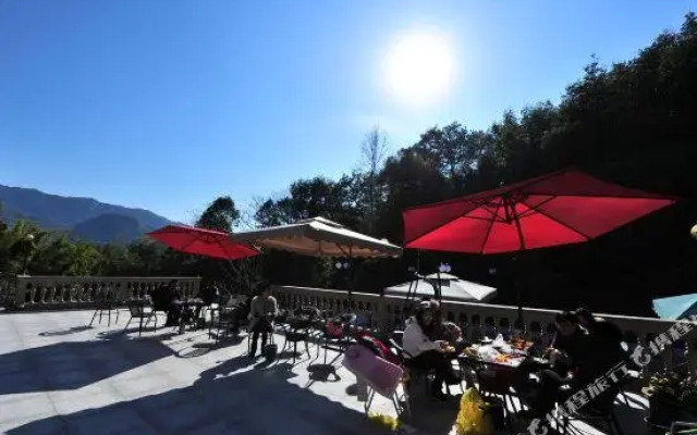 Rui Feng Mountain Hostel