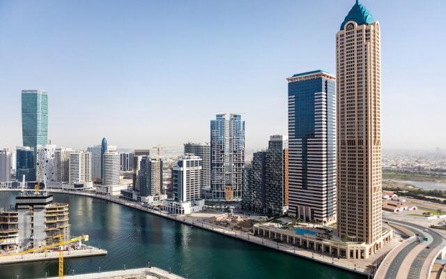 Zada Tower 1Br With Dubai Canal View