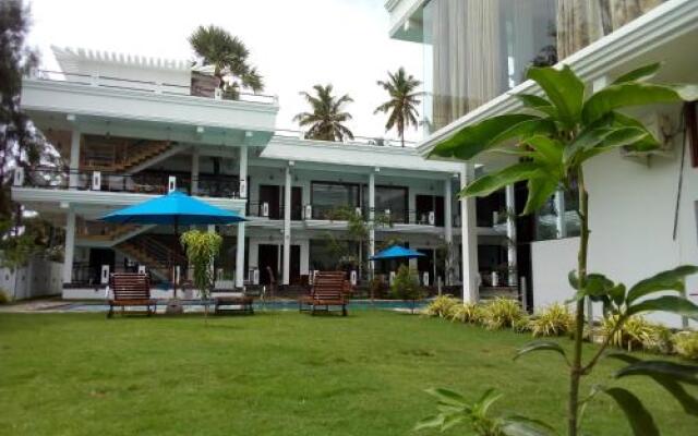 J7 Villaj Resort