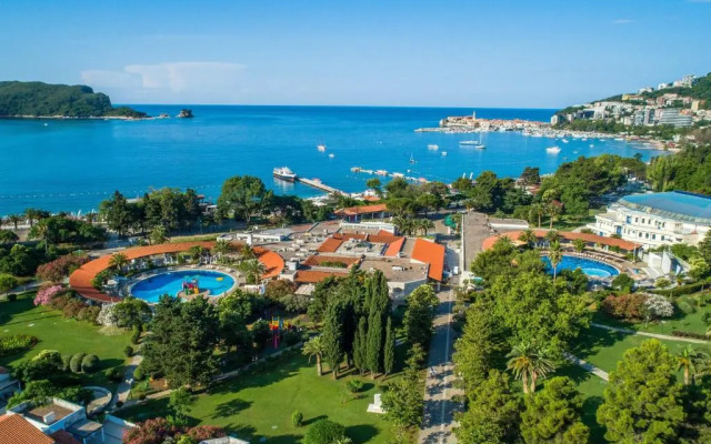 Hotel Village Slovenska Plaza