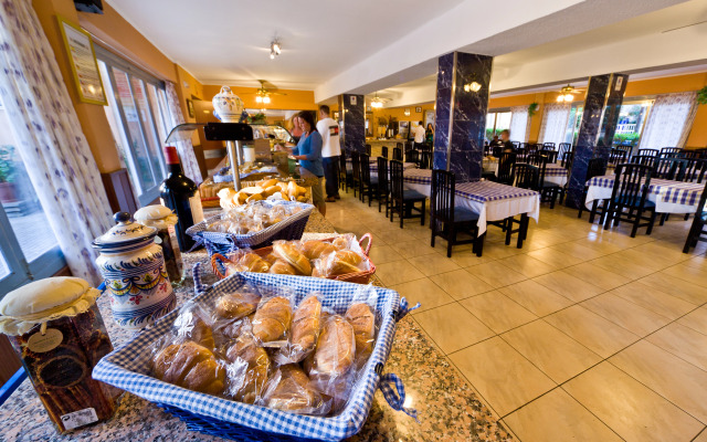 Hotel Costa Mediterraneo