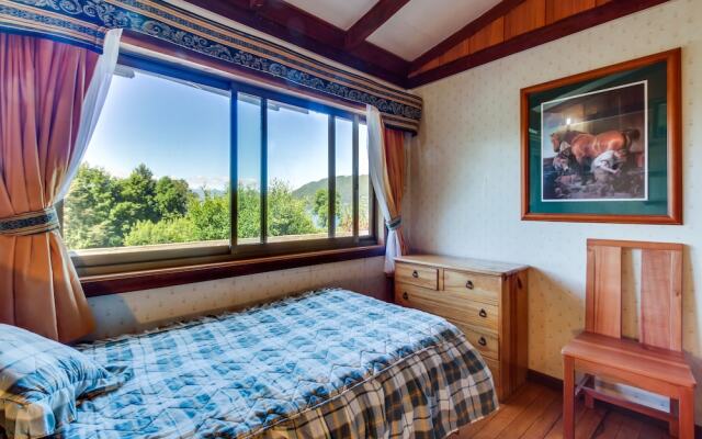 Acogedora Casa A Pasos Del Lago Calafquen