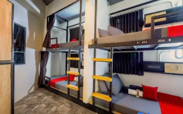 Episode 11 Hostel Sukhumvit