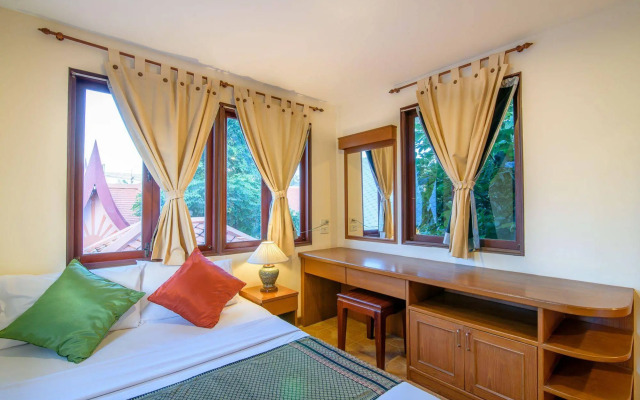 Baan Khachathong Hua Hin