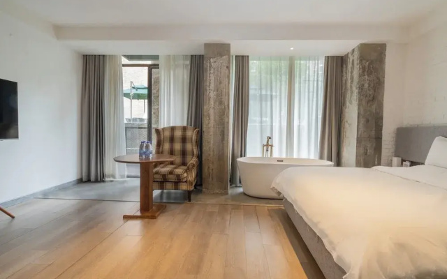 24H COLOR HOTEL  Minjie Road