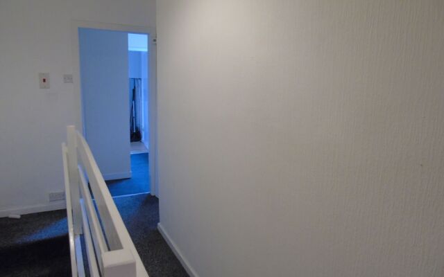 Beautifull 2-bed Apartment