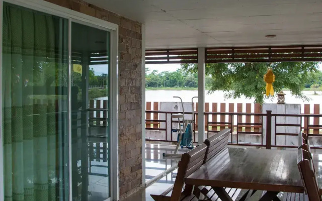 Chum Phae Lagoon Resort