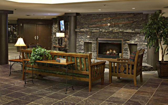 Kananaskis Mountain Lodge, Autograph Collection