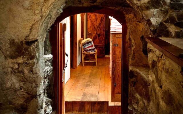 Unique Fairytale Farmhouse Near Galway