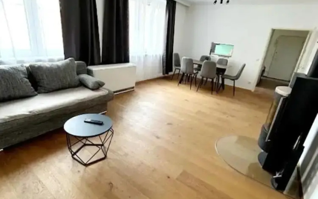 2 rooms apartment near Schönbrunn palace