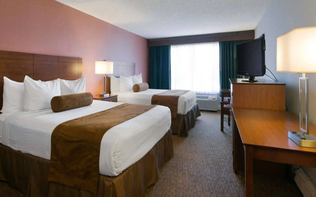 Clarion Pointe Mount Vernon - Burlington