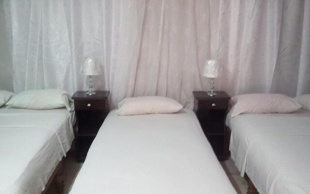Hostal Manzzanares