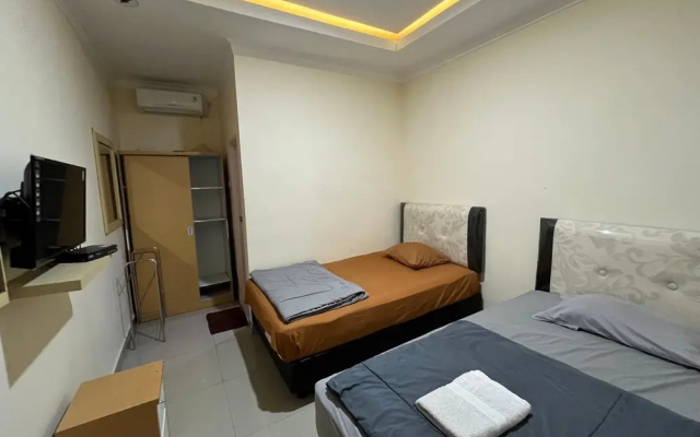 Omah Belimbing near ABM Malang Mitra RedDoorz