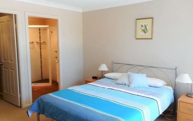 Turtle Grove Unit No 5 at South West Rocks