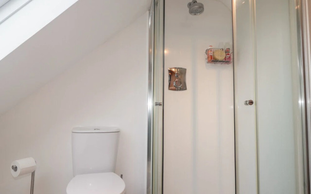 2 Seafield Place