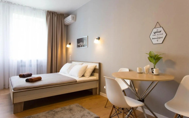 Modern studio, metro Pushkinska and Universytet - Chernyshevska str. 95-2