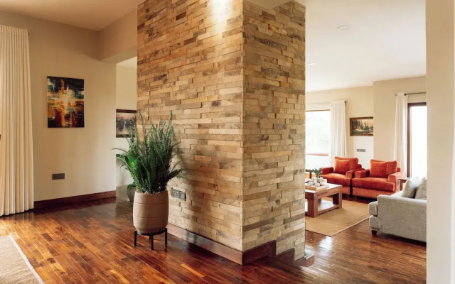 The Scenery Residence