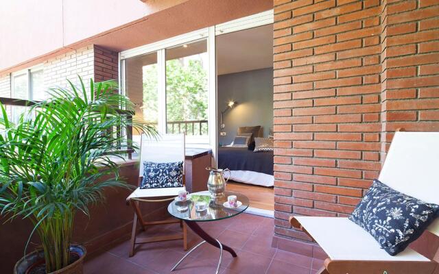 My Space Barcelona- Bonanova for 8 people
