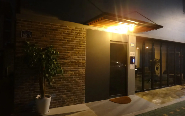 Sunny Hill Hostel Hongdae