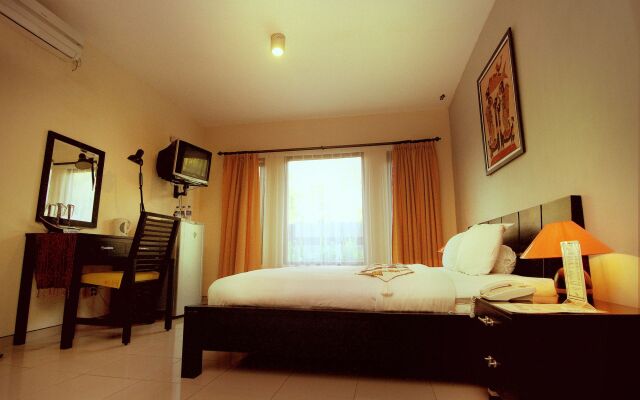 Puri Chorus Hotel