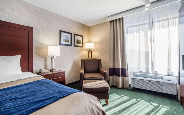 Yellowstone River Inn & Suites