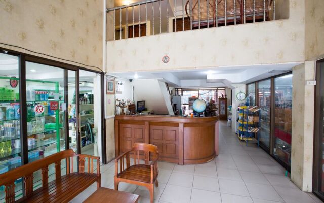 OYO 320 Regent 2002 Guest House