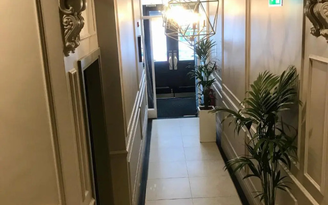 Merit Kensington Hotel