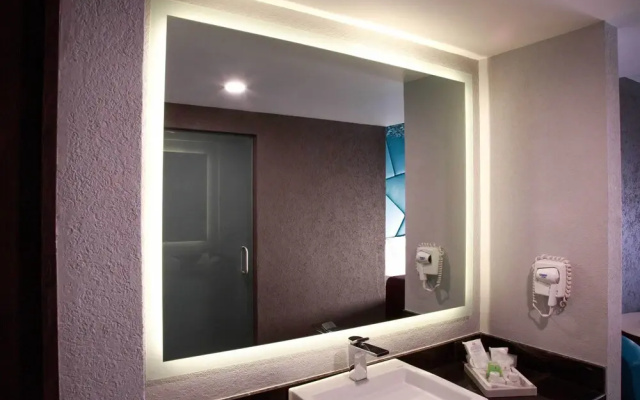 Hotel Passion Secrets Villas & Suites