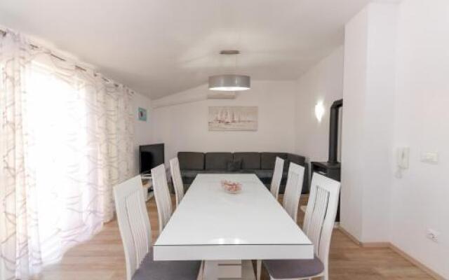 Apartments Kapelica