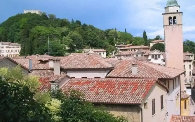 Homely Farmhouse in Pagnano Italy near Forest