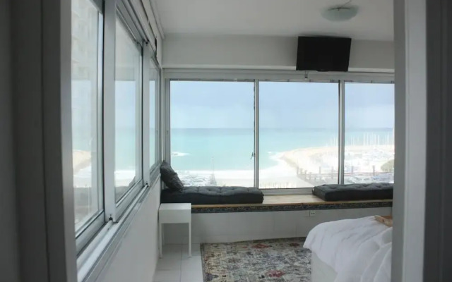 TLV Suites on the beach