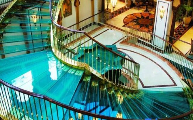 Avari Lahore