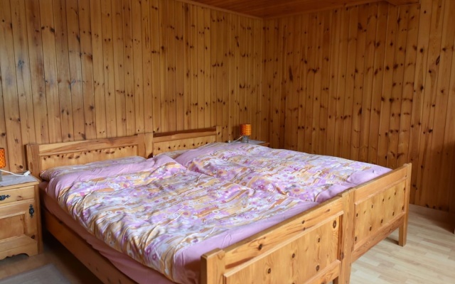 Cozy Stay Near Aletsch – Guest Rooms – Grengiols