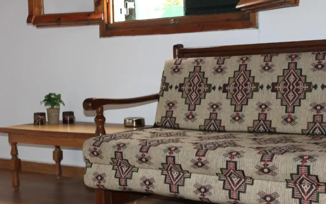 Antonis Traditional House