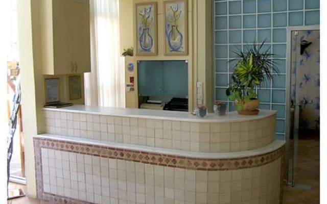 Arma Hotel